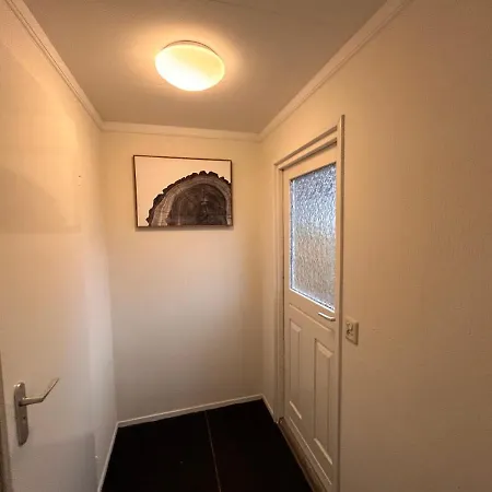 펜션 Vacantionhouse - 2 Bedroom - Veluwe Woods - Free Private Parking *