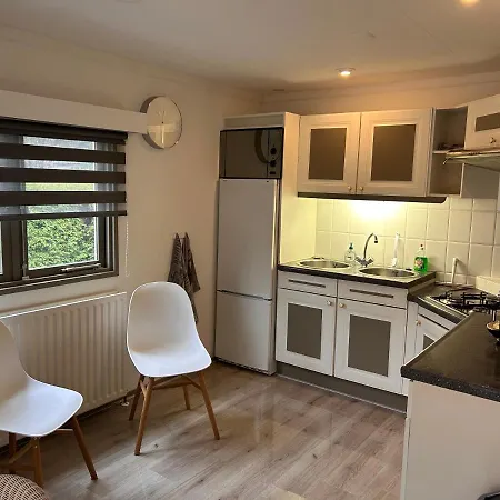펜션 Vacantionhouse - 2 Bedroom - Veluwe Woods - Free Private Parking 비크버겐