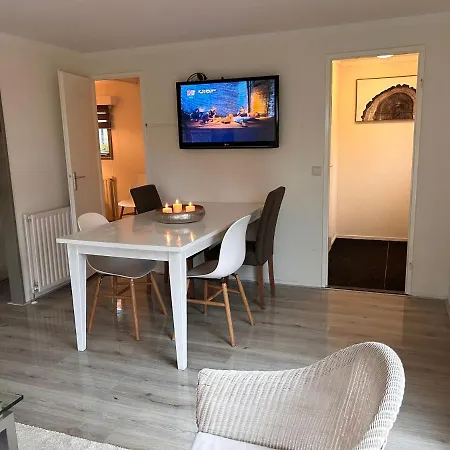 Vacantionhouse - 2 Bedroom - Veluwe Woods - Free Private Parking 비크버겐